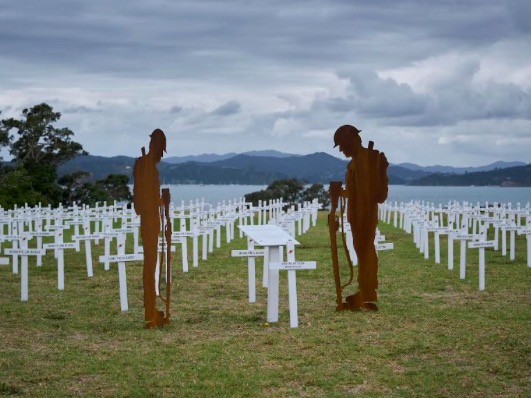 Evening Anzac Day service at Waitangi Treaty Grounds